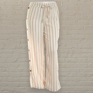 Brand New Woman’s ✨ Wide leg relaxed fit cotton blend pants